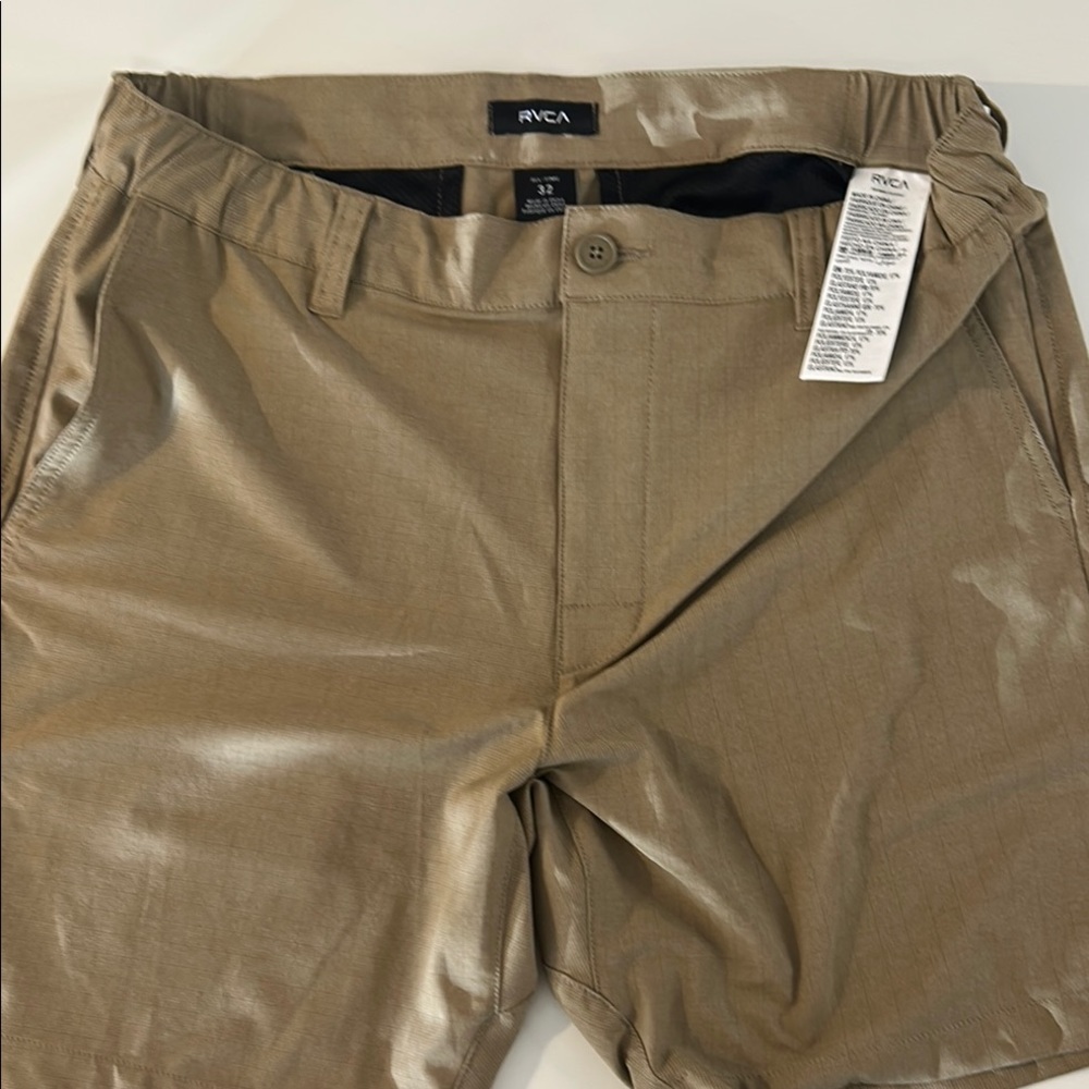 RVCA Men's All Time Khaki Flat Front Shorts New w/o tags